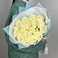 Bouquet of 21 white roses